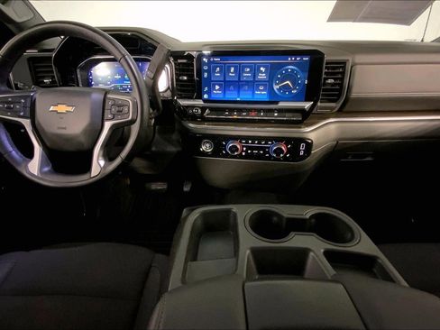 Used 2023 Chevrolet Silverado 1500 LT AWD/4WD image 17