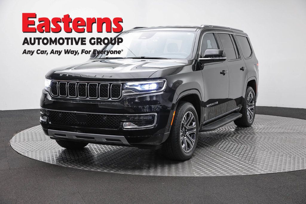 Used 2024 Jeep Wagoneer Series II w/ Flexible Seating Group RWD image 1