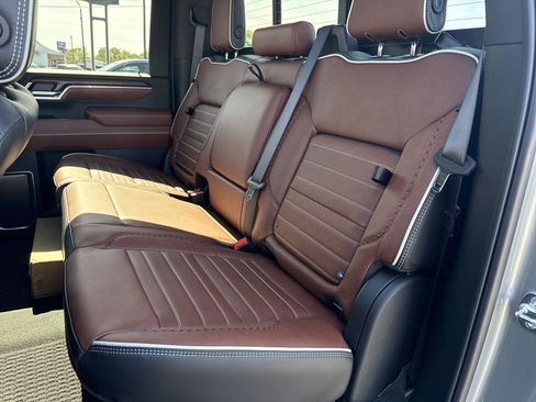 New 2026 GMC Sierra 2500 Denali Ultimate image 12