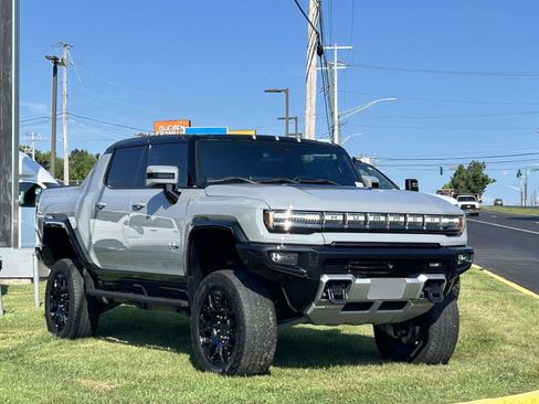 Used 2024 GMC Hummer EV 2X AWD/4WD image 1