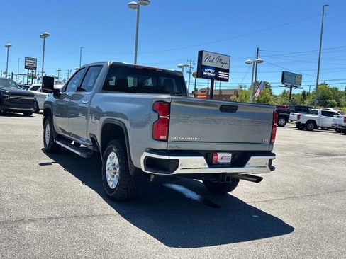 Used 2025 Chevrolet Silverado 2500 LTZ w/ LTZ Plus Package AWD/4WD image 6
