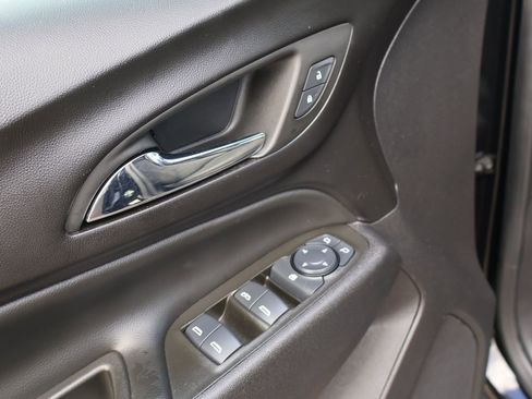 Used 2024 Chevrolet Equinox LT AWD/4WD image 20