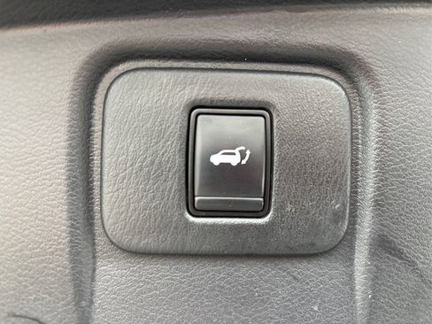 Used 2020 Nissan Murano SV image 14