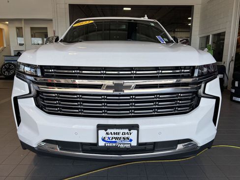 Used 2023 Chevrolet Tahoe Premier AWD/4WD image 2