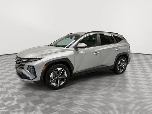 Used 2025 Hyundai Tucson SEL FWD image 7