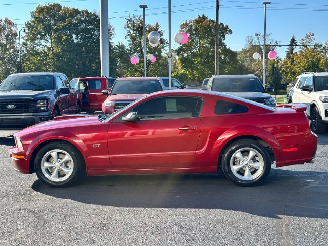Used 2008 Ford Mustang GT RWD image 4