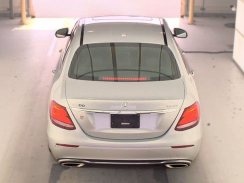 Used 2019 Mercedes-Benz E 300 4MATIC w/ Premium 1 Package image 5