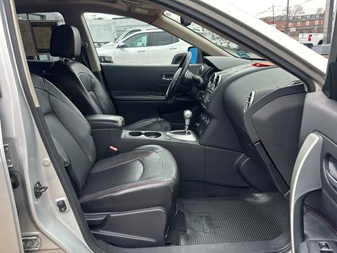 Used 2011 Nissan Rogue SV w/ SL Pkg image 12