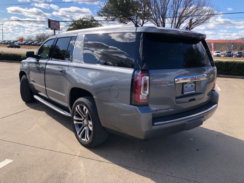 Used 2019 GMC Yukon XL Denali w/ Open Road Package image 7