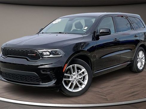 Used 2023 Dodge Durango GT image 1