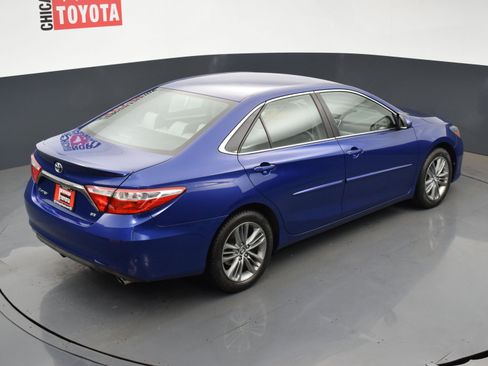 Used 2015 Toyota Camry SE image 19