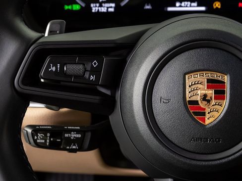 Certified 2024 Porsche Cayenne image 10