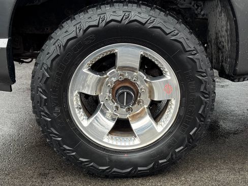 Used 2004 Ford F350 Harley-Davidson image 9