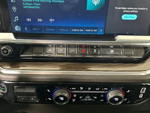 Used 2025 Chevrolet Silverado 1500 LT image 16