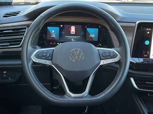 Used 2024 Volkswagen Atlas SE image 22