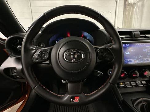 Used 2023 Toyota GR86 10th Anniversary SE image 7