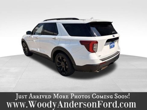 Used 2023 Ford Explorer ST-Line w/ Class IV Trailer Tow Package RWD image 4