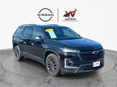 Used 2023 Chevrolet Traverse RS
