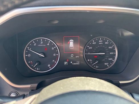 Used 2025 Subaru Ascent Premium AWD/4WD image 14