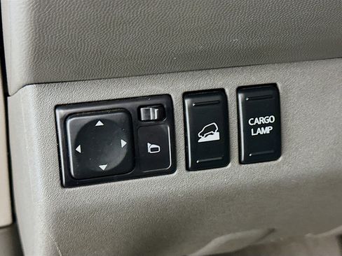 Used 2018 Nissan Frontier SV AWD/4WD image 17