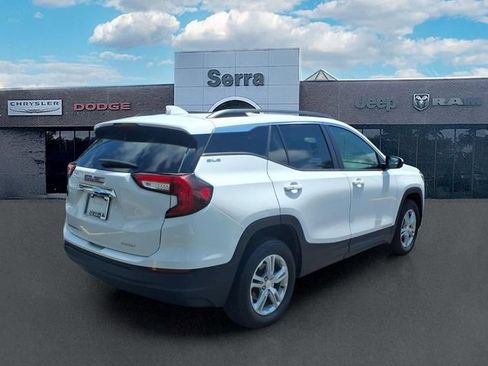 Used 2023 GMC Terrain SLE w/ Driver Convenience Package AWD/4WD image 7