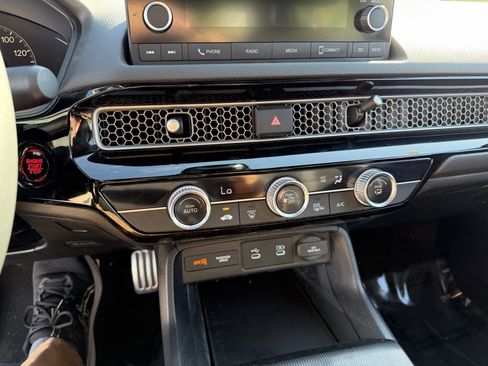 Certified 2025 Honda Civic Sport image 15