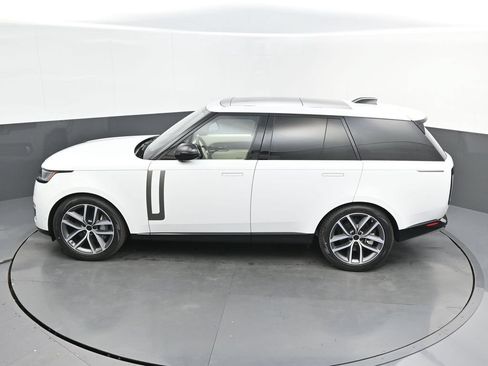 New 2026 Land Rover Range Rover SE AWD/4WD image 31