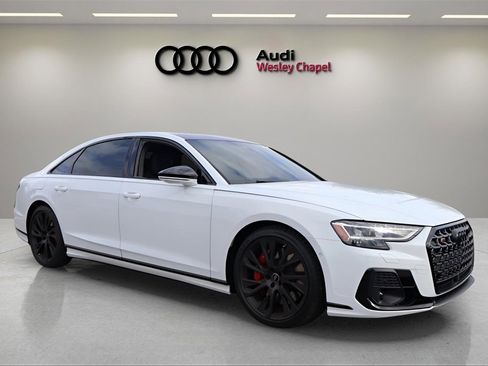 Used 2025 Audi S8 w/ Executive Package image 7