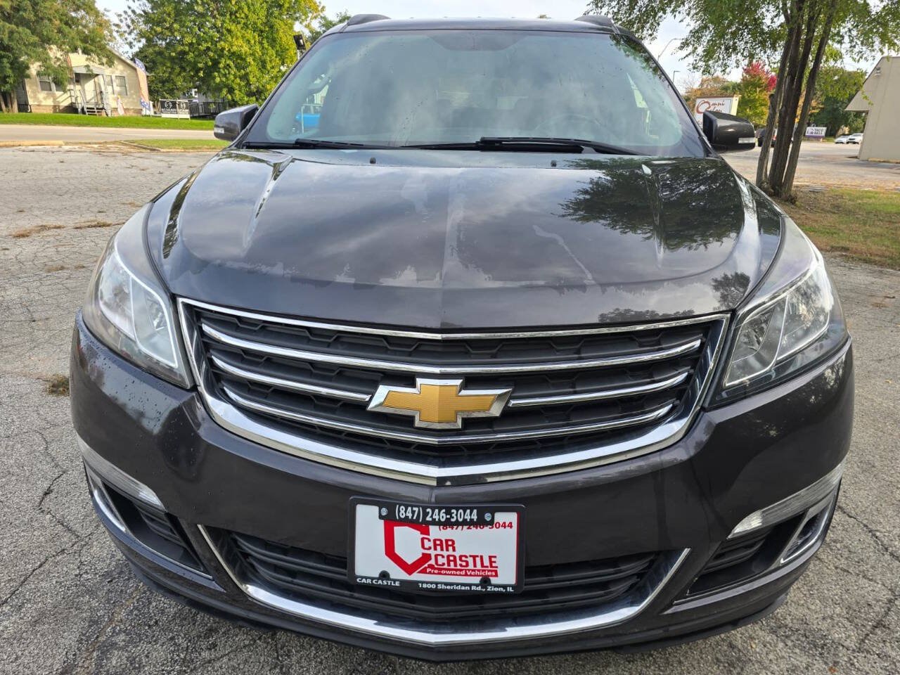 Used 2015 Chevrolet Traverse LT w/ Style and Technology Package AWD/4WD image 2