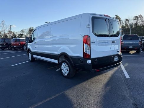 New 2024 Ford E-Transit Low Roof image 5