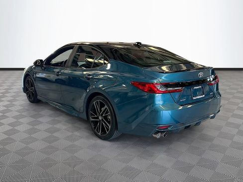 Used 2025 Toyota Camry XSE FWD image 5