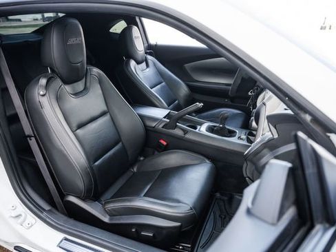 Used 2013 Chevrolet Camaro SS w/ SS Performance Package RWD image 58