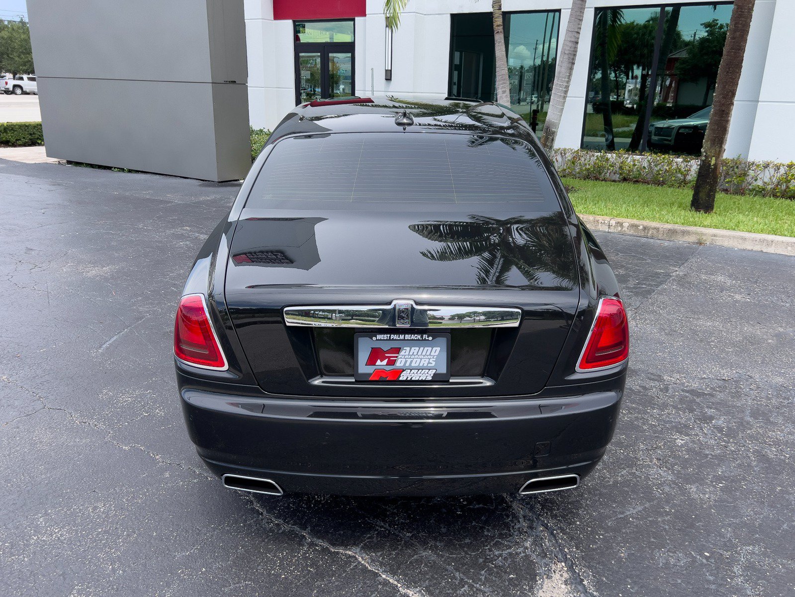 Used 2013 Rolls-Royce Ghost RWD image 35