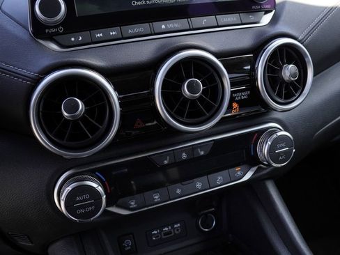 Used 2025 Nissan Sentra SV w/ All-Weather Package FWD image 13