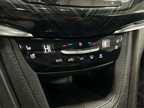 Certified 2023 Cadillac XT6 Premium Luxury w/ Technology Package AWD/4WD image 28