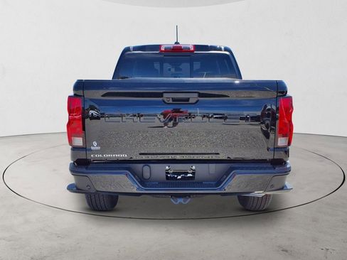 New 2025 Chevrolet Colorado W/T image 6