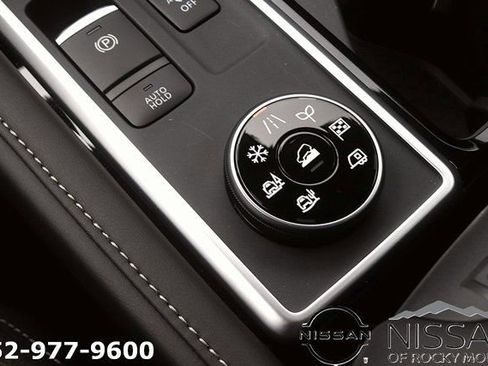 New 2026 Nissan Pathfinder SV image 23