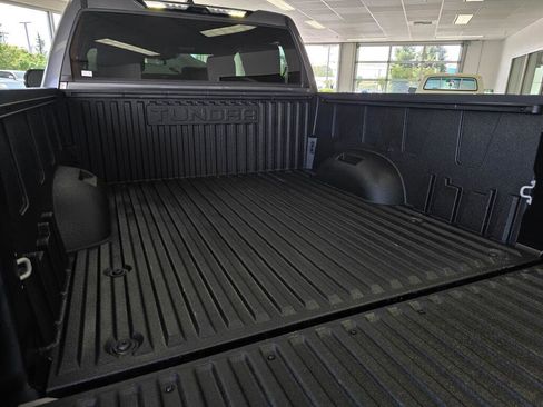 Used 2025 Toyota Tundra SR5 w/ SR5 Convenience Package AWD/4WD image 14