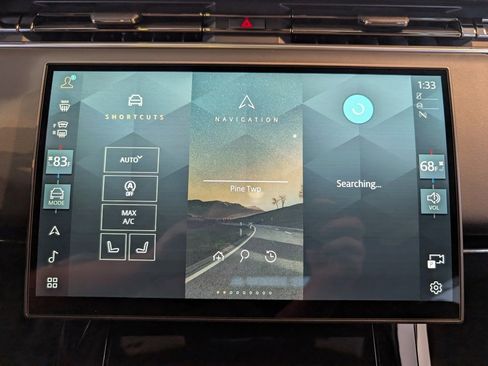 Used 2025 Land Rover Range Rover Sport Dynamic SE image 29