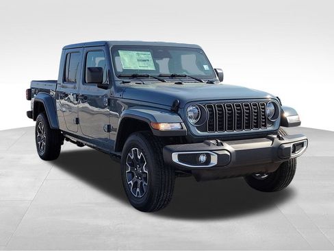 New 2026 Jeep Gladiator Sport AWD/4WD image 3