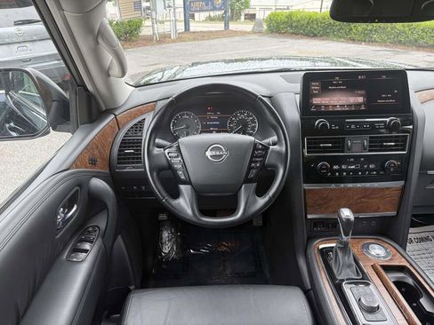 Used 2024 Nissan Armada SL w/ Captain's Chairs Package RWD image 14