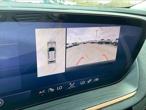 Used 2025 Buick Envision Sport Touring image 13