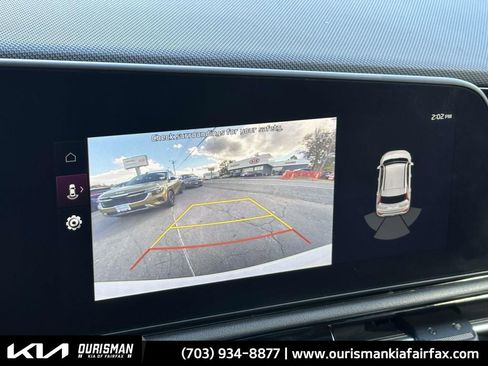 Used 2023 Kia Niro EX Touring image 5