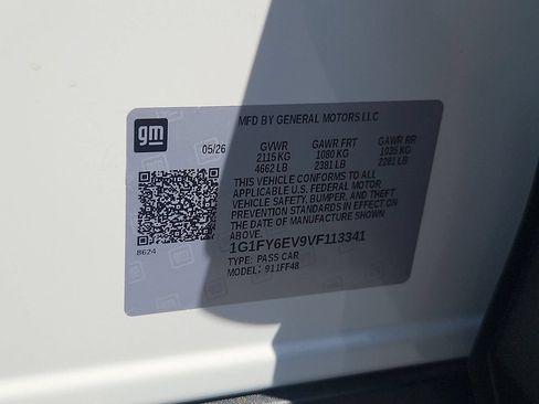 New 2027 Chevrolet Bolt LT FWD image 32