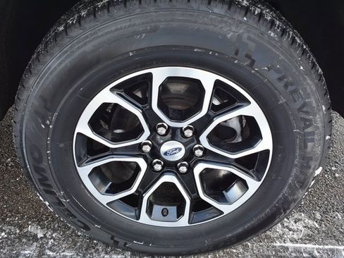 Used 2023 Ford Expedition Max XLT image 57