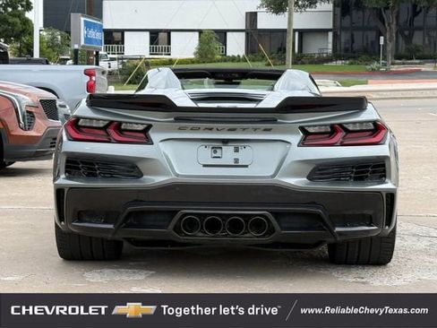 Used 2023 Chevrolet Corvette Z06 RWD image 7