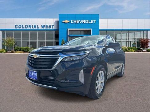 Used 2023 Chevrolet Equinox LT AWD/4WD image 2
