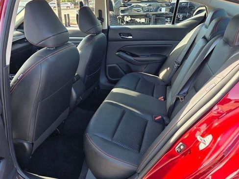 Used 2024 Nissan Altima 2.5 SR image 11