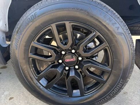 Used 2024 GMC Sierra 1500 Elevation w/ LPO, GMC Protection Package RWD image 10