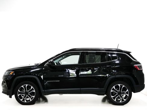 Used 2022 Jeep Compass Limited w/ Sun and Sound Group AWD/4WD image 6